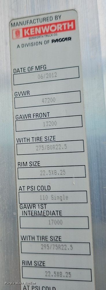 image for item OG9440 2013 Kenworth T660  semi truck