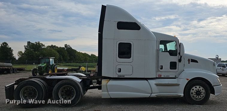 image for item OG9443 2012 Kenworth T660  semi truck