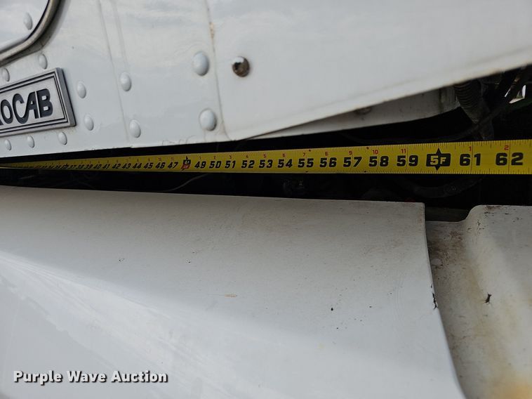 image for item OG9443 2012 Kenworth T660  semi truck