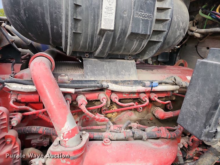 image for item OG9443 2012 Kenworth T660  semi truck