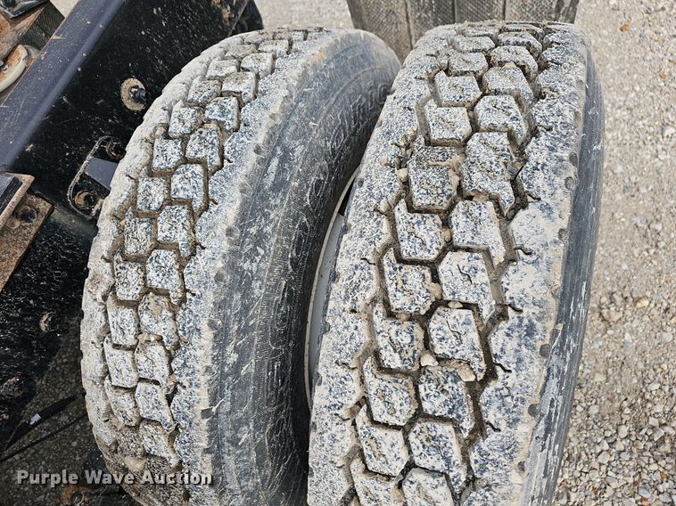 image for item OG9443 2012 Kenworth T660  semi truck