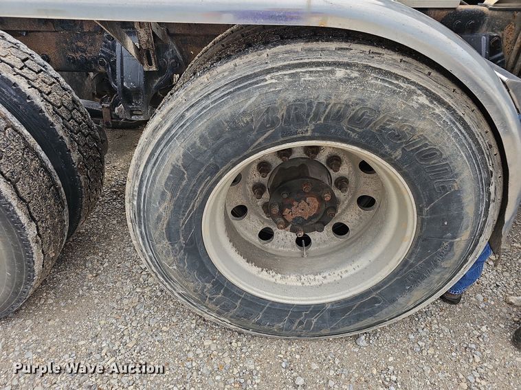 image for item OG9443 2012 Kenworth T660  semi truck