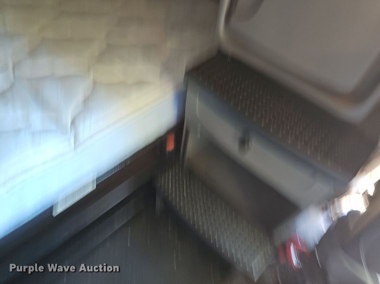 image for item OG9448 2012 Kenworth T700  semi truck