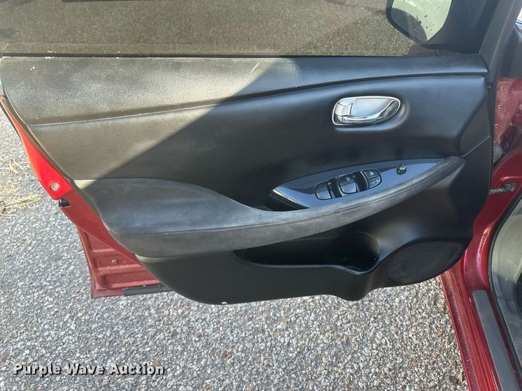 image for item DH1848 2012 Nissan Leaf