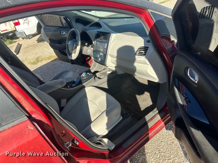 image for item DH1848 2012 Nissan Leaf