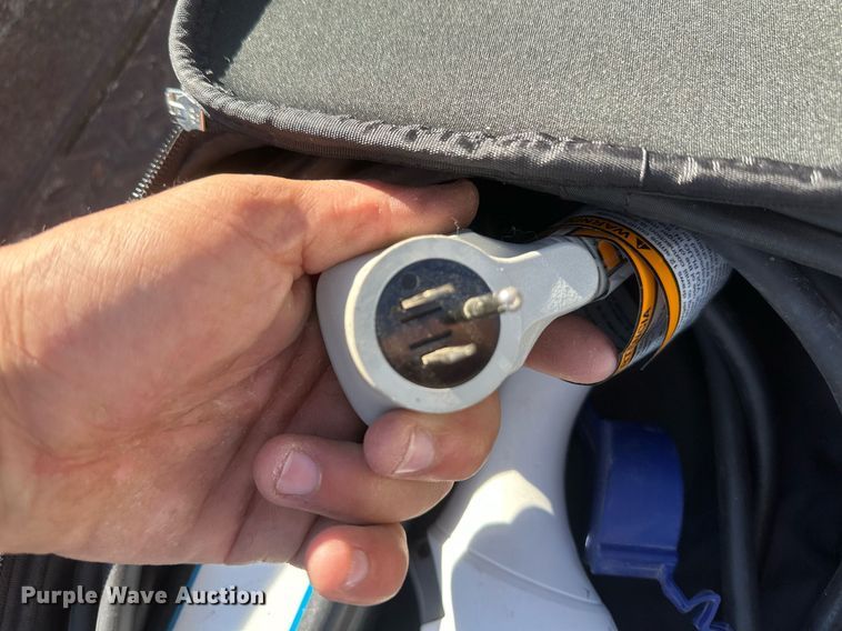 image for item DH1848 2012 Nissan Leaf