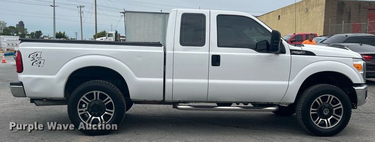 image for item DJ6332 2016 Ford F250 Super Duty  SuperCab pickup truck