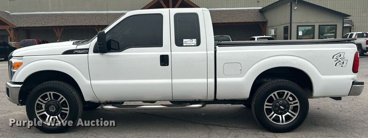 image for item DJ6332 2016 Ford F250 Super Duty  SuperCab pickup truck