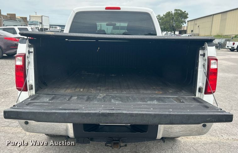 image for item DJ6332 2016 Ford F250 Super Duty  SuperCab pickup truck