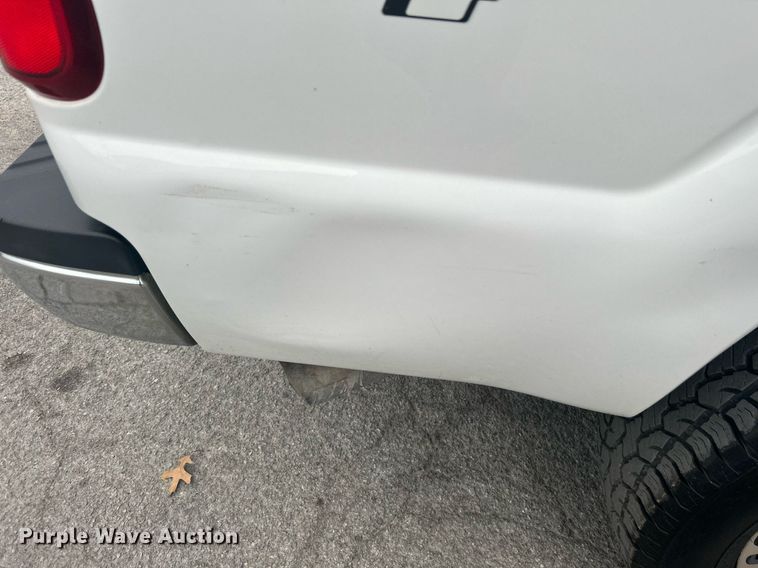 image for item DJ6332 2016 Ford F250 Super Duty  SuperCab pickup truck