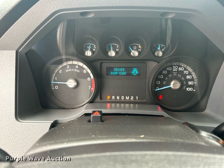 image for item DJ6332 2016 Ford F250 Super Duty  SuperCab pickup truck