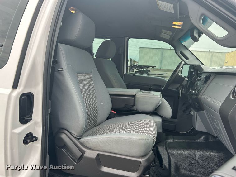 image for item DJ6332 2016 Ford F250 Super Duty  SuperCab pickup truck