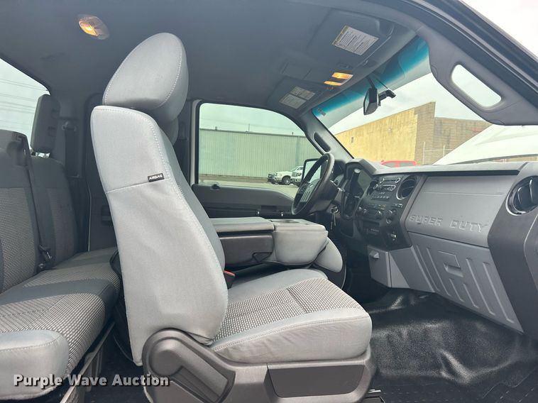 image for item DJ6332 2016 Ford F250 Super Duty  SuperCab pickup truck