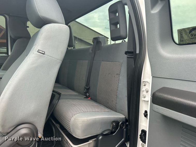 image for item DJ6332 2016 Ford F250 Super Duty  SuperCab pickup truck