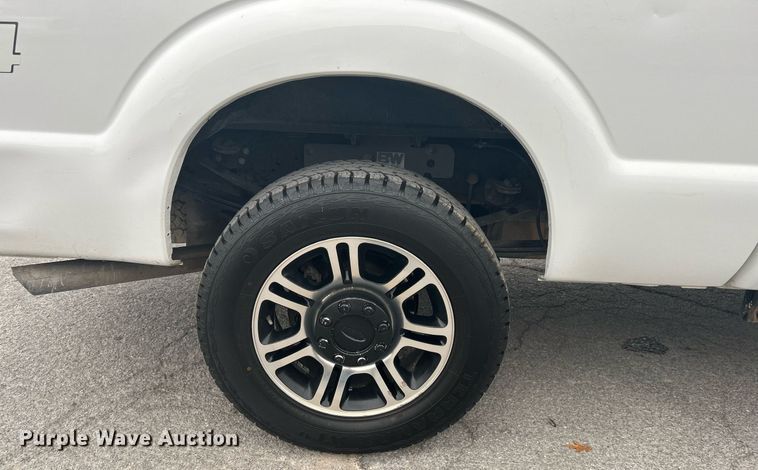 image for item DJ6332 2016 Ford F250 Super Duty  SuperCab pickup truck