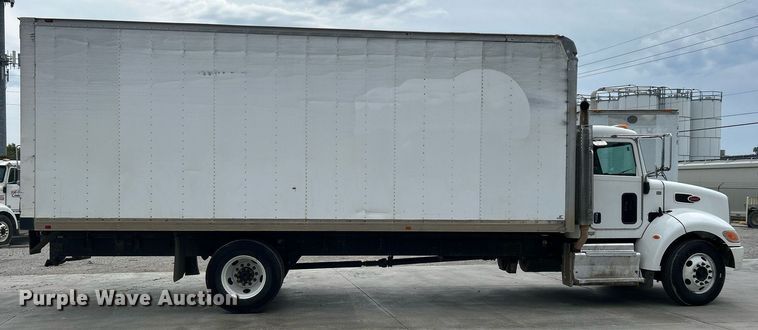 image for item DJ6336 2016 Peterbilt 330  box truck