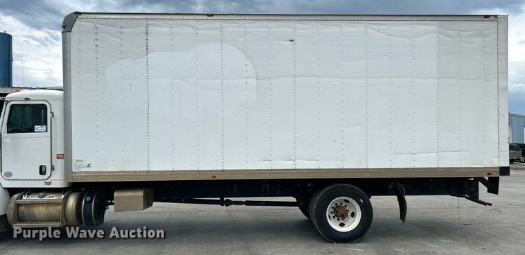 image for item DJ6336 2016 Peterbilt 330  box truck