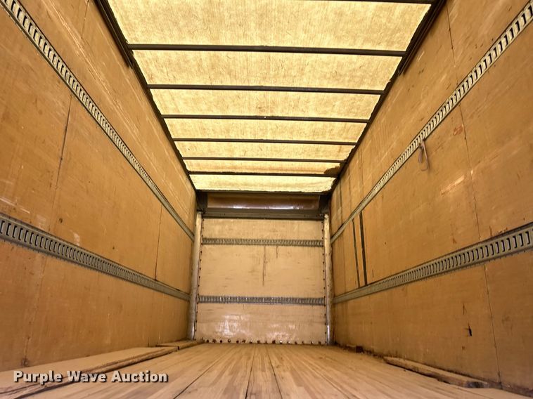 image for item DJ6336 2016 Peterbilt 330  box truck