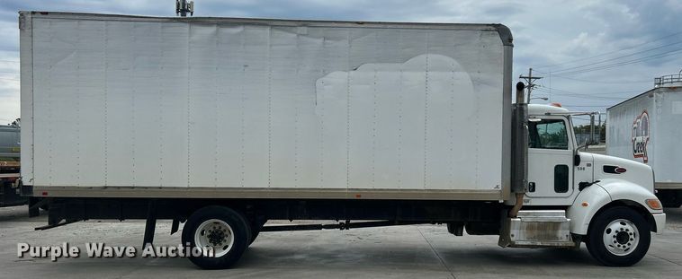 image for item DJ6337 2016 Peterbilt 330  box truck