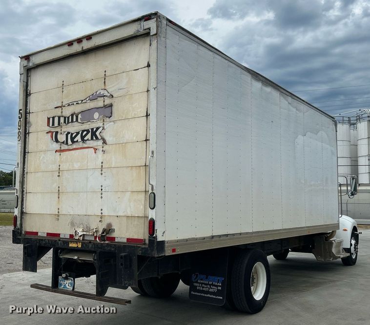 image for item DJ6337 2016 Peterbilt 330  box truck