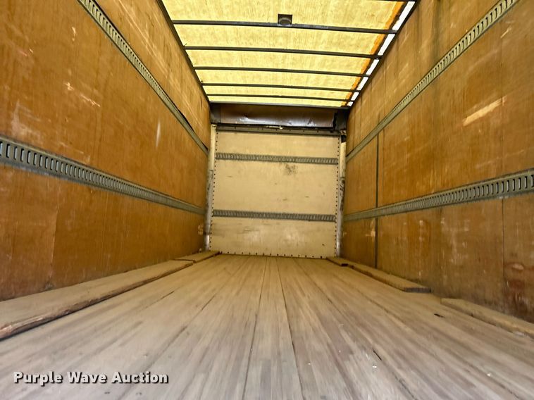 image for item DJ6337 2016 Peterbilt 330  box truck