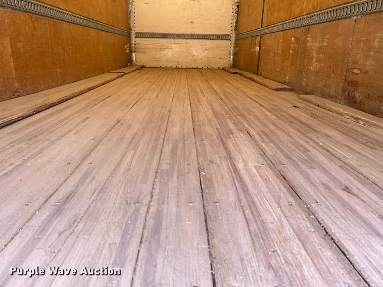 image for item DJ6337 2016 Peterbilt 330  box truck