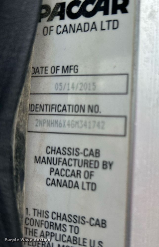 image for item DJ6337 2016 Peterbilt 330  box truck