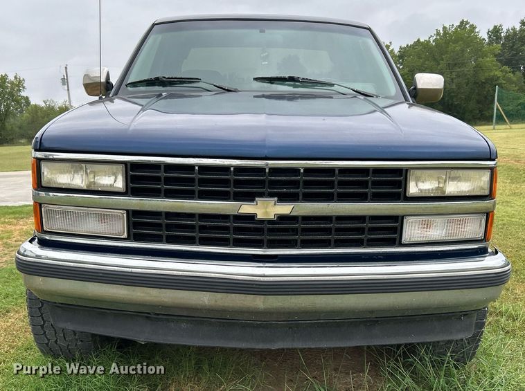 image for item DJ6338 1993 Chevrolet 1500  Ext. Cab pickup truck