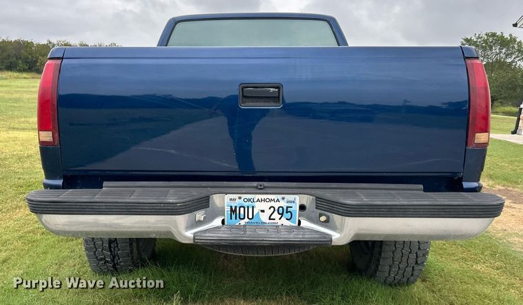 image for item DJ6338 1993 Chevrolet 1500  Ext. Cab pickup truck