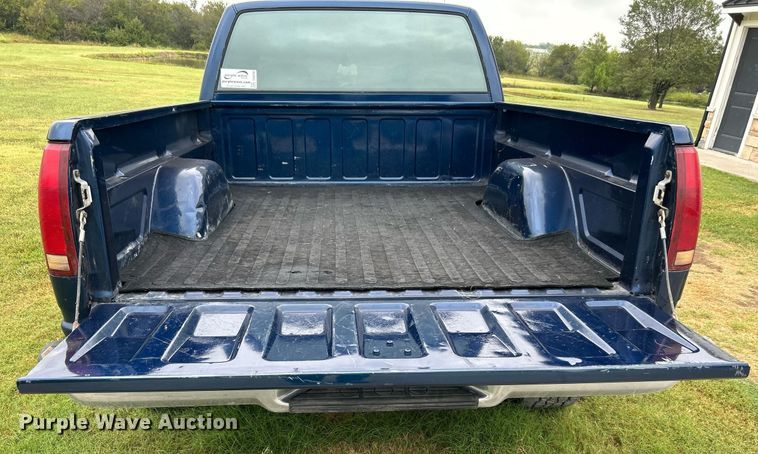 image for item DJ6338 1993 Chevrolet 1500  Ext. Cab pickup truck