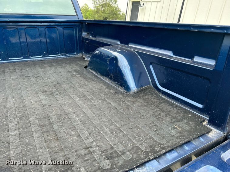 image for item DJ6338 1993 Chevrolet 1500  Ext. Cab pickup truck