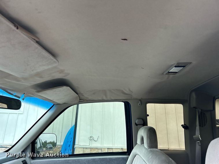 image for item DJ6338 1993 Chevrolet 1500  Ext. Cab pickup truck