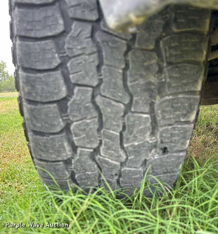 image for item DJ6338 1993 Chevrolet 1500  Ext. Cab pickup truck