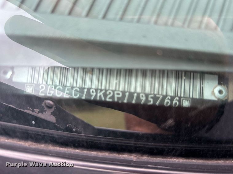 image for item DJ6338 1993 Chevrolet 1500  Ext. Cab pickup truck