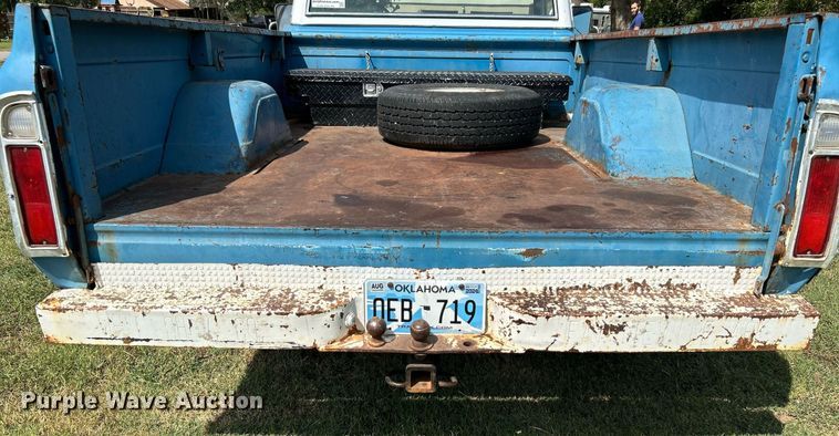 image for item DJ6341 1972 Chevrolet C20  pickup truck