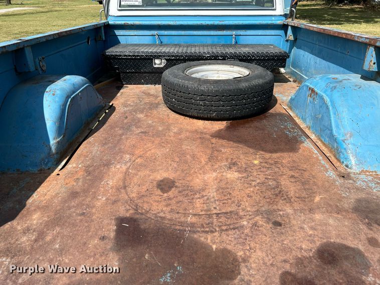 image for item DJ6341 1972 Chevrolet C20  pickup truck