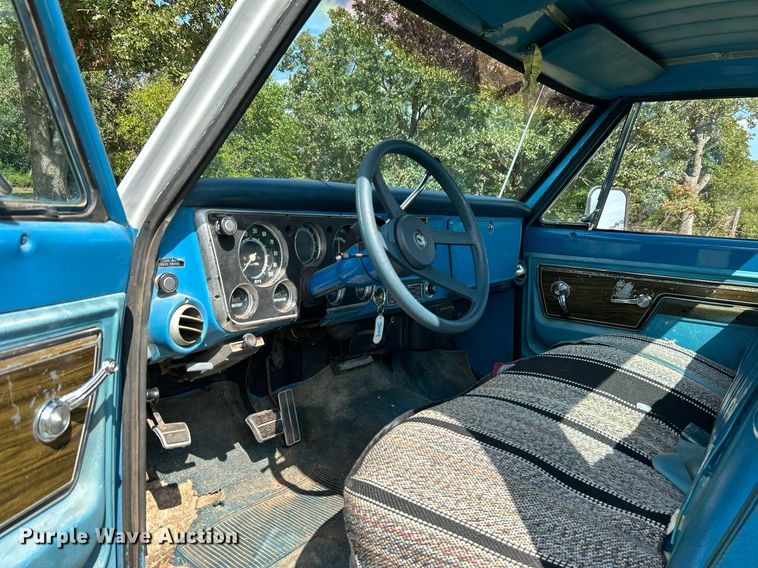 image for item DJ6341 1972 Chevrolet C20  pickup truck
