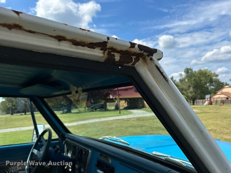 image for item DJ6341 1972 Chevrolet C20  pickup truck