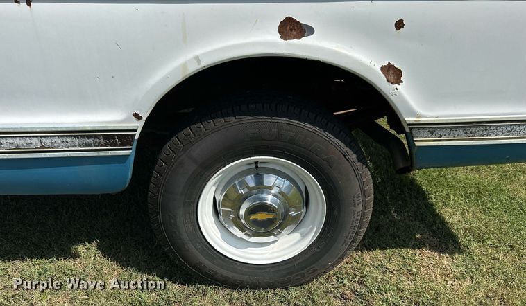 image for item DJ6341 1972 Chevrolet C20  pickup truck