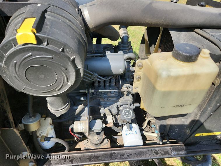 image for item DK1092 Toro Groundsmaster 4100-D  lawn mower