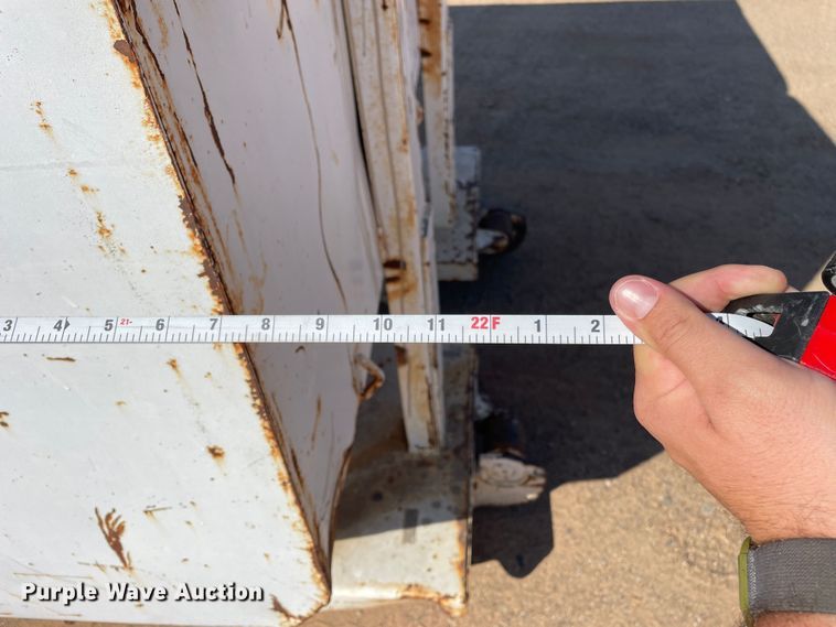 image for item DK2521 Roll Offs USA  roll-off container