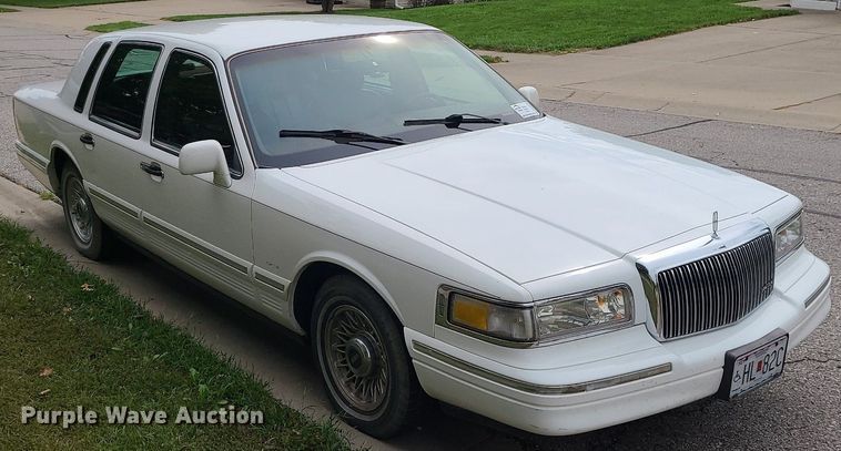 image for item DK4093 1996 Lincoln Town Car