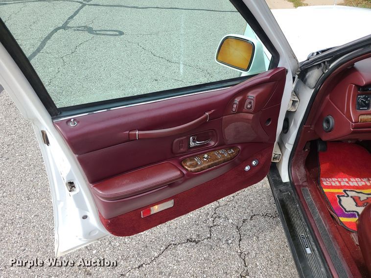 image for item DK4093 1996 Lincoln Town Car