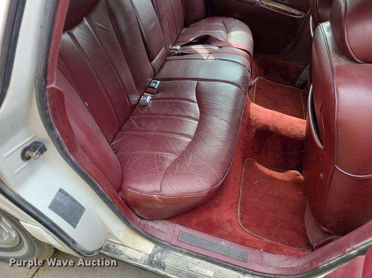 image for item DK4093 1996 Lincoln Town Car