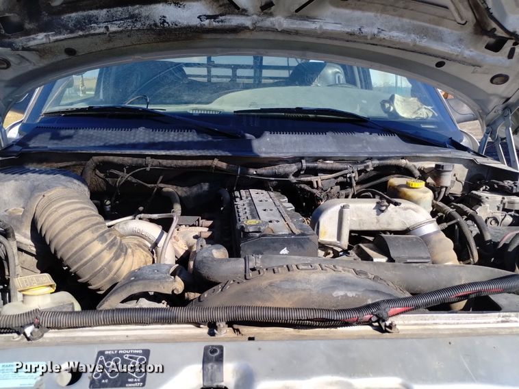 image for item DK8806 2001 Dodge Ram 3500  Quad Cab flatbed pickup truck