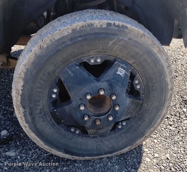 image for item DK8806 2001 Dodge Ram 3500  Quad Cab flatbed pickup truck