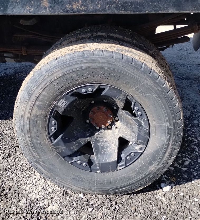 image for item DK8806 2001 Dodge Ram 3500  Quad Cab flatbed pickup truck