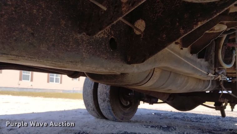 image for item DK8806 2001 Dodge Ram 3500  Quad Cab flatbed pickup truck