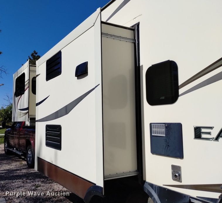 image for item DK8816 2015 Jayco Eagle  camper