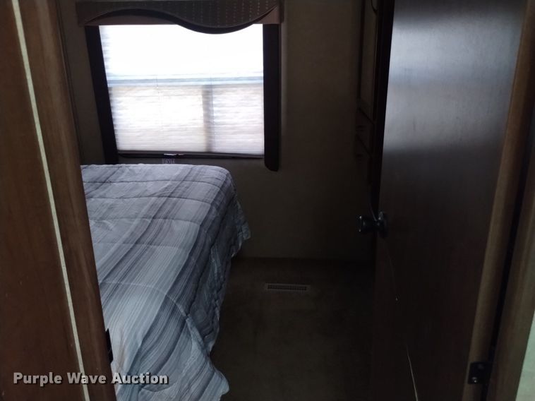 image for item DK8816 2015 Jayco Eagle  camper